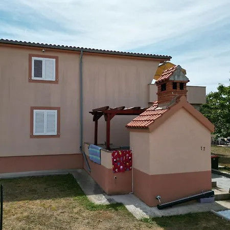 Appartement Leonardo Vrsi