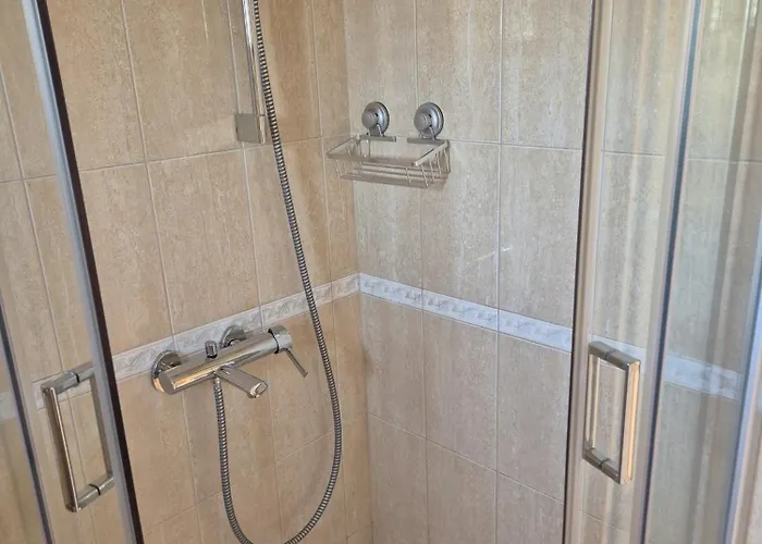 Leonardo Апартаменты *